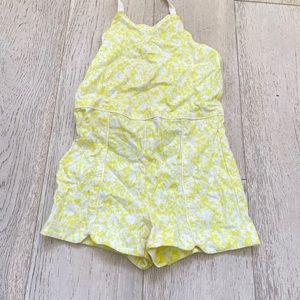 Janie and Jack, Girls Size 7 Yellow Floral Romper with Bow